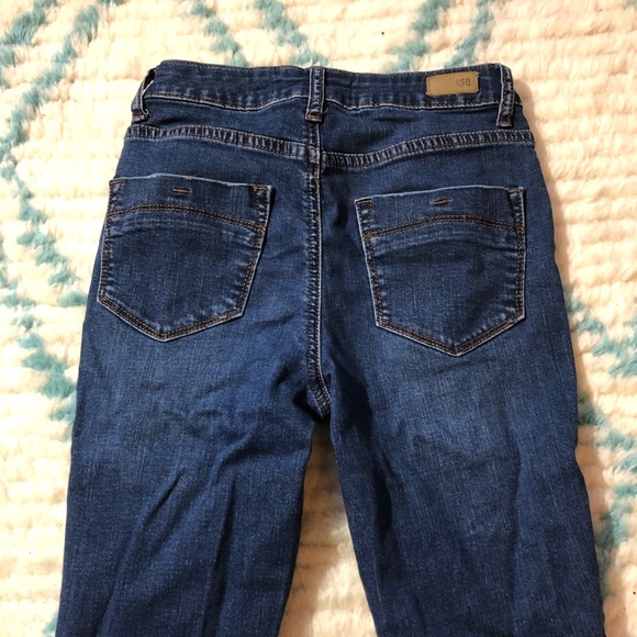 Tilly’s Ripped Jeans - Picture 3 of 3